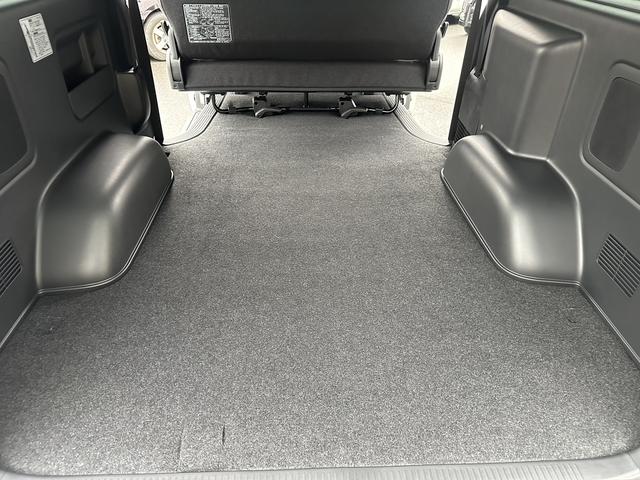 ハイエースバン スーパーGL ダークプライムII 4WD/デジタルインナーミラー/両側スライドドア/ETC2.0/スマートキー/LEDヘッドライト/助手席エアバッグ/トヨタセーフティセンス/AC100V電源/ハーフレザーシート/ドアバイザー(54枚目)