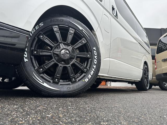 ハイエースバン スーパーＧＬ　ダークプライム　ローダウン／ＢＩＧＸナビ／アルパインドラレコ付きデジミラ／ＧＲ８フロントスポイラー／バッドフェイス／シートカバー（13枚目）