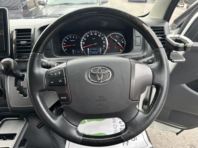 ハイエースバン スーパーＧＬ　ダークプライム　ローダウン／ＢＩＧＸナビ／アルパインドラレコ付きデジミラ／ＧＲ８フロントスポイラー／バッドフェイス／シートカバー（42枚目）