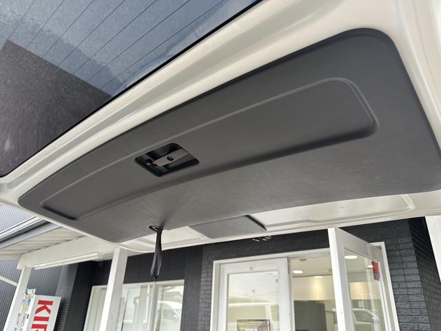 ハイエースバン スーパーＧＬ　ダークプライム　ローダウン／ＢＩＧＸナビ／アルパインドラレコ付きデジミラ／ＧＲ８フロントスポイラー／バッドフェイス／シートカバー（58枚目）