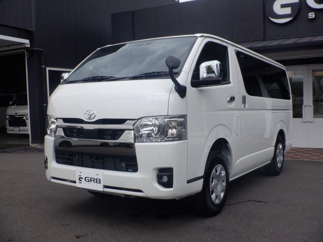 ハイエースバン スーパーＧＬ　ダークプライムＩＩ　未登録新車／ＧＲ８エアロ／レイズ１６インチアルミ／ＢＩＧ－Ｘ／フリップダウンモニター／ベッド／パワスラ／デジミラ（10枚目）