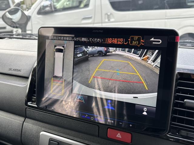 ハイエースバン スーパーＧＬ　ダークプライムＩＩ　未登録新車／ＧＲ８エアロ／レイズ１６インチアルミ／ＢＩＧ－Ｘ／フリップダウンモニター／ベッド／パワスラ／デジミラ（17枚目）