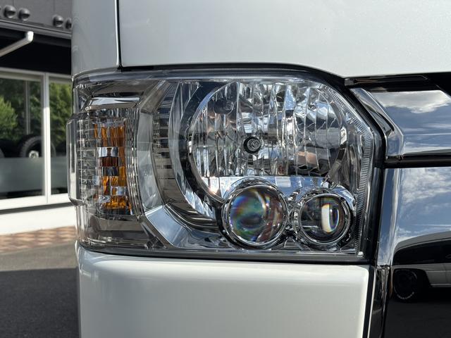 ハイエースバン スーパーＧＬ　ダークプライムＩＩ　未登録新車／ＧＲ８エアロ／レイズ１６インチアルミ／ＢＩＧ－Ｘ／フリップダウンモニター／ベッド／パワスラ／デジミラ（26枚目）