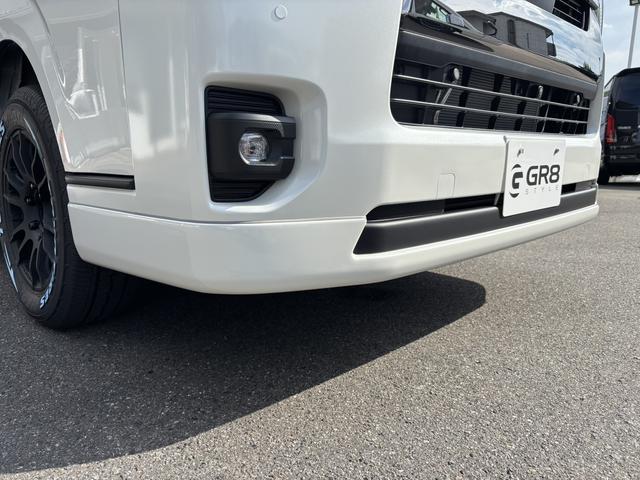 ハイエースバン スーパーＧＬ　ダークプライムＩＩ　未登録新車／ＧＲ８エアロ／レイズ１６インチアルミ／ＢＩＧ－Ｘ／フリップダウンモニター／ベッド／パワスラ／デジミラ（29枚目）