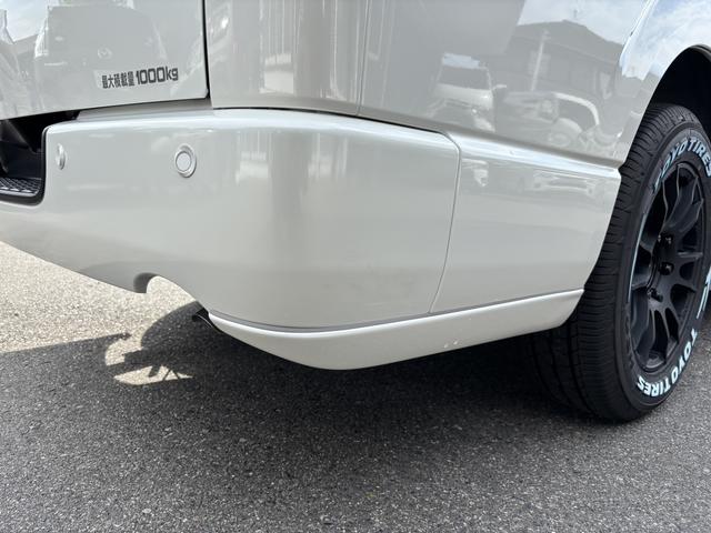 ハイエースバン スーパーＧＬ　ダークプライムＩＩ　未登録新車／ＧＲ８エアロ／レイズ１６インチアルミ／ＢＩＧ－Ｘ／フリップダウンモニター／ベッド／パワスラ／デジミラ（31枚目）