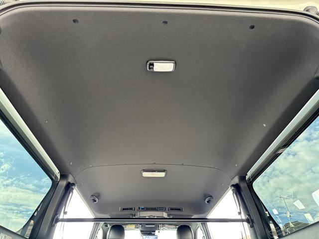 ハイエースバン スーパーＧＬ　ダークプライムＩＩ　未登録新車／ＧＲ８エアロ／レイズ１６インチアルミ／ＢＩＧ－Ｘ／フリップダウンモニター／ベッド／パワスラ／デジミラ（55枚目）