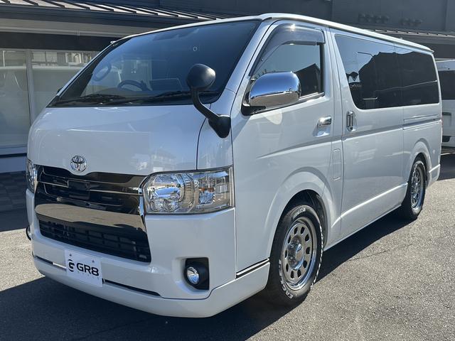 ハイエースバン スーパーＧＬ　ダークプライムＩＩ　ローダウン／アルパインＢＩＧＸシンプルモデル／デイトナ１７インチホイール／ＧＲ８フロントスポイラー／シートカバー（10枚目）