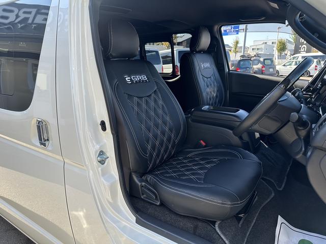 ハイエースバン スーパーＧＬ　ダークプライムＩＩ　ローダウン／アルパインＢＩＧＸシンプルモデル／デイトナ１７インチホイール／ＧＲ８フロントスポイラー／シートカバー（18枚目）