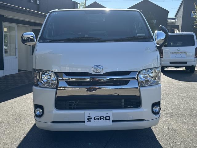 ハイエースバン スーパーＧＬ　ダークプライムＩＩ　ローダウン／アルパインＢＩＧＸシンプルモデル／デイトナ１７インチホイール／ＧＲ８フロントスポイラー／シートカバー（21枚目）