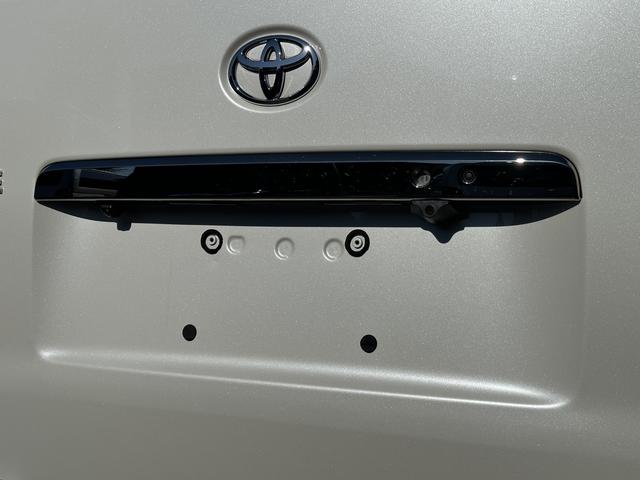 ハイエースバン スーパーＧＬ　ダークプライムＩＩ　ローダウン／アルパインＢＩＧＸシンプルモデル／デイトナ１７インチホイール／ＧＲ８フロントスポイラー／シートカバー（36枚目）