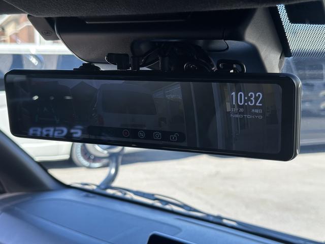 ハイエースバン スーパーＧＬ　ダークプライムＩＩ　ローダウン／アルパインＢＩＧＸシンプルモデル／デイトナ１７インチホイール／ＧＲ８フロントスポイラー／シートカバー（45枚目）