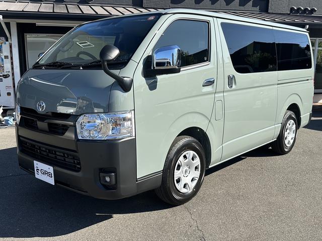 ハイエースバン ロングスーパーGL アースカラーパッケージ/両側パワースライドドア/パノラミックビューモニター/トヨタセーフティセンス/LEDヘッドライト/AV100Vアクセサリー/純正フロアマット/スマートキー/プッシュスタート(10枚目)