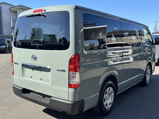 ハイエースバン ロングスーパーGL アースカラーパッケージ/両側パワースライドドア/パノラミックビューモニター/トヨタセーフティセンス/LEDヘッドライト/AV100Vアクセサリー/純正フロアマット/スマートキー/プッシュスタート(11枚目)