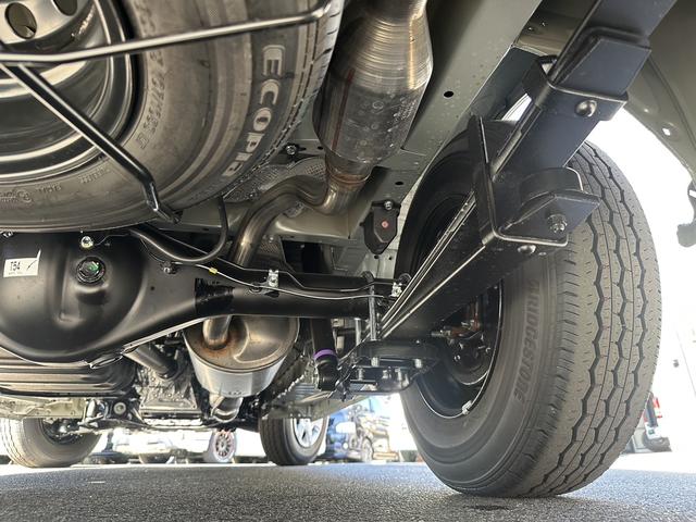 ハイエースバン ロングスーパーGL アースカラーパッケージ/両側パワースライドドア/パノラミックビューモニター/トヨタセーフティセンス/LEDヘッドライト/AV100Vアクセサリー/純正フロアマット/スマートキー/プッシュスタート(26枚目)