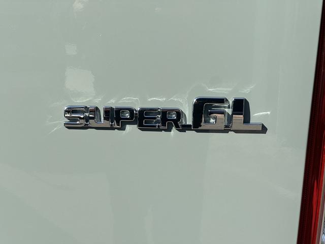 ハイエースバン ロングスーパーGL アースカラーパッケージ/両側パワースライドドア/パノラミックビューモニター/トヨタセーフティセンス/LEDヘッドライト/AV100Vアクセサリー/純正フロアマット/スマートキー/プッシュスタート(35枚目)