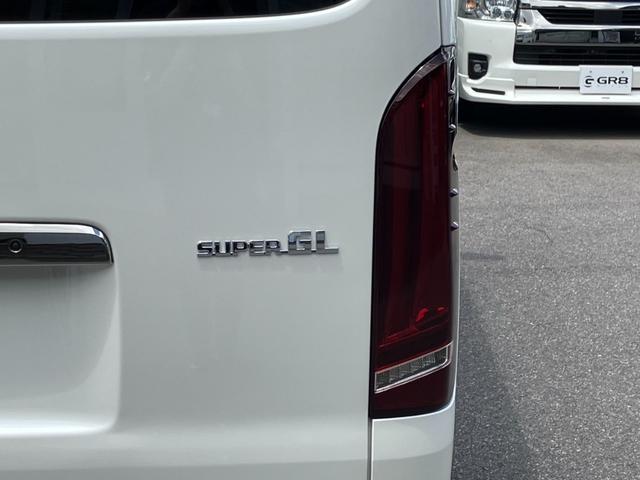 ハイエースバン スーパーＧＬ　ダークプライムＩＩ　未登録新車／モデリスタエアロ／ＧＲ８オリジナルテールランプ／ＢＩＧ－Ｘ／フリップダウンモニター／床張／ベッド（42枚目）
