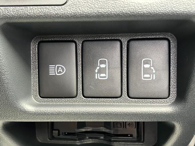 ハイエースバン スーパーＧＬ　ダークプライムＩＩ　未登録新車／モデリスタエアロ／ＧＲ８オリジナルテールランプ／ＢＩＧ－Ｘ／フリップダウンモニター／床張／ベッド（49枚目）