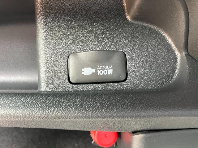 ハイエースバン スーパーＧＬ　ダークプライムＩＩ　未登録新車／モデリスタエアロ／ＧＲ８オリジナルテールランプ／ＢＩＧ－Ｘ／フリップダウンモニター／床張／ベッド（53枚目）