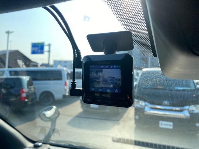 ハイエースバン スーパーＧＬ　ダークプライムＩＩ　バトルシップ１６インチアルミホイール／ＧＲ８スポイラー／（3枚目）