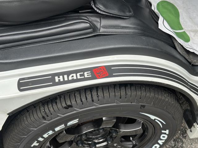 ハイエースバン ワイドスーパーＧＬ　ダークプライムＩＩ　ローダウン／パワスラ／アルパインＢＩＧ－Ｘ／パノラミックビュー／デジミラ／モデリスタフロントスポイラー／（42枚目）