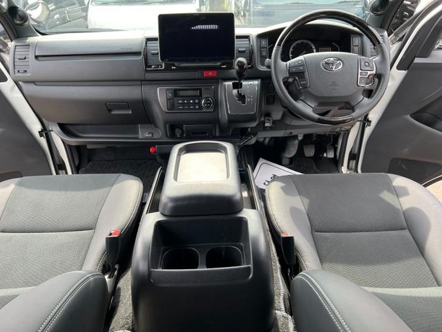 ハイエースバン スーパーＧＬ　ダークプライムＩＩ　４ＷＤ／アルパインＢＩＧ－Ｘナビ／１６インチアルミホイール／（15枚目）