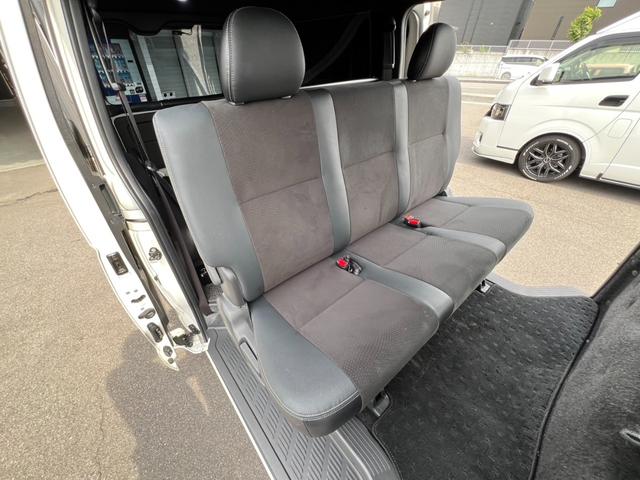 ハイエースバン スーパーＧＬ　ダークプライムＩＩ　４ＷＤ／アルパインＢＩＧ－Ｘナビ／１６インチアルミホイール／（19枚目）