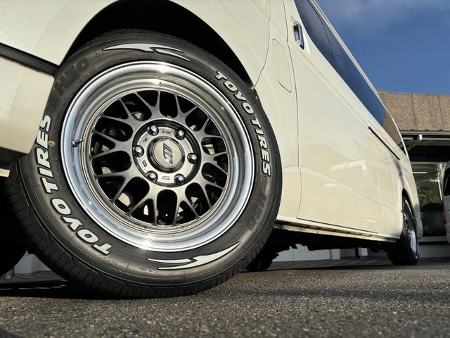 ハイエースバン ＤＸ　ＧＬパッケージ　ローダウン／ハイルーフ／エクストラップ１７ｉｎアルミホイール（13枚目）