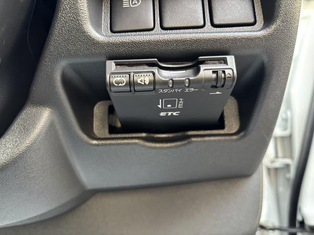 ハイエースバン ＤＸ　ＧＬパッケージ　ローダウン／ハイルーフ／エクストラップ１７ｉｎアルミホイール（40枚目）