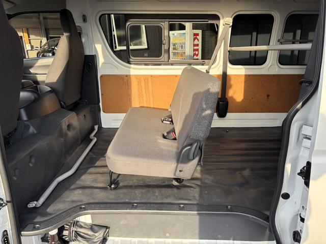 ハイエースバン ＤＸ　ＧＬパッケージ　ローダウン／ハイルーフ／エクストラップ１７ｉｎアルミホイール（48枚目）