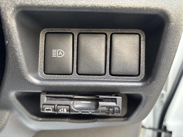 ハイエースバン ＤＸ　ＧＬパッケージ　ローダウン／ハイルーフ／エクストラップ１７ｉｎアルミホイール（60枚目）