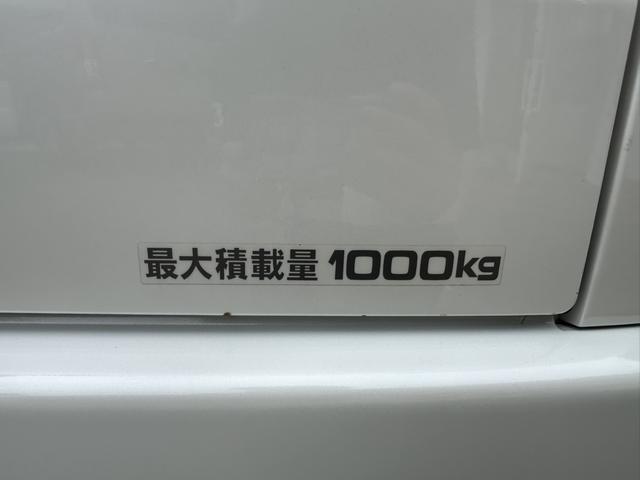 ハイエースバン スーパーＧＬ　ダークプライムＩＩ　寒冷地仕様／小窓付き両側パワースライドドア／ベッドキット／純正７インチナビ／セーフティセンス／リアフォグ／ＥＴＣ（35枚目）