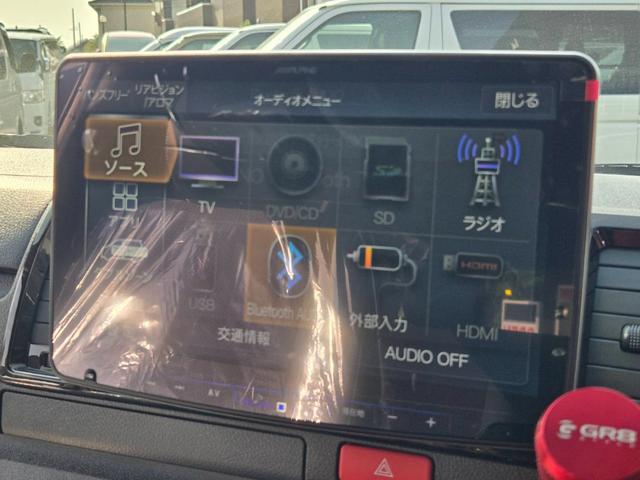 ハイエースバン スーパーＧＬ　ダークプライムＩＩ　未登録新車／４ＷＤ／ＢＩＧ－Ｘ／ＧＲ８Ｃコンソール／ベッド／ＴＲＤＦスポイラー／泥除け／ＲＴタイヤ／パワスラ（2枚目）