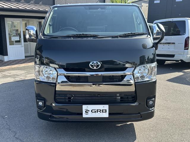 ハイエースバン スーパーＧＬ　ダークプライムＩＩ　寒冷地仕様／ワーク１７インチアルミホイール／アルパイン１１インチディスプレイオーディオ／パノラミックビューモニター／助手席エアバッグ／デジタルインナーミラー／ベッドキット／トヨタセーフティセンス（21枚目）