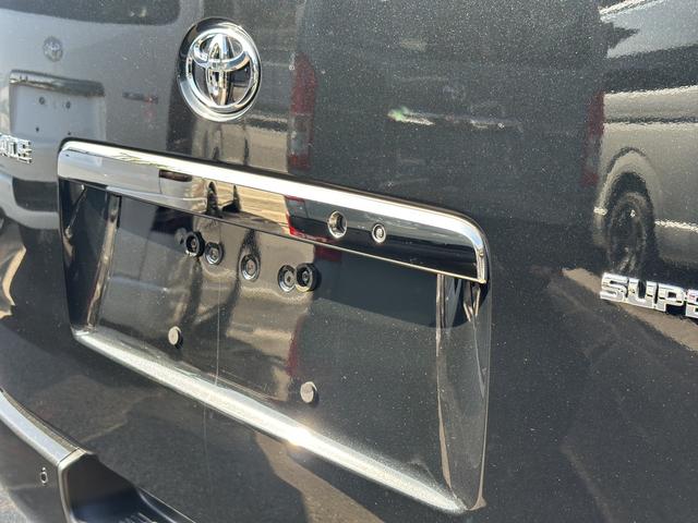 ハイエースバン スーパーＧＬ　ダークプライムＩＩ　寒冷地仕様／ワーク１７インチアルミホイール／アルパイン１１インチディスプレイオーディオ／パノラミックビューモニター／助手席エアバッグ／デジタルインナーミラー／ベッドキット／トヨタセーフティセンス（37枚目）