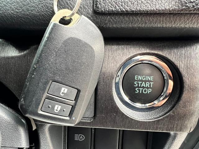 ハイエースバン スーパーＧＬ　ダークプライムＩＩ　寒冷地仕様／ワーク１７インチアルミホイール／アルパイン１１インチディスプレイオーディオ／パノラミックビューモニター／助手席エアバッグ／デジタルインナーミラー／ベッドキット／トヨタセーフティセンス（39枚目）