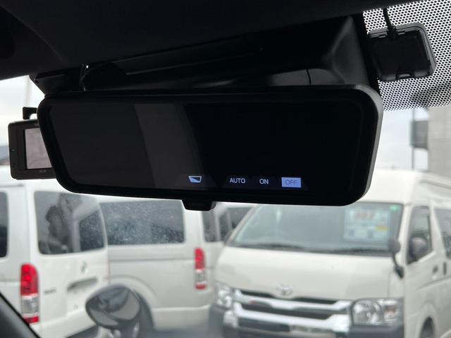 ハイエースバン スーパーＧＬ　ダークプライムＩＩ　寒冷地仕様／ワーク１７インチアルミホイール／アルパイン１１インチディスプレイオーディオ／パノラミックビューモニター／助手席エアバッグ／デジタルインナーミラー／ベッドキット／トヨタセーフティセンス（45枚目）
