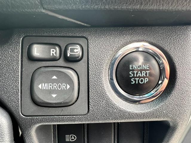 ハイエースバン スーパーＧＬ　ダークプライム　ＴＲＤＦスポイラー／ＴＲＤマッドフラップ／ＸＴＲＥＭＥ－Ｊ１６インチアルミホイール／レザー調シートカバー／（41枚目）