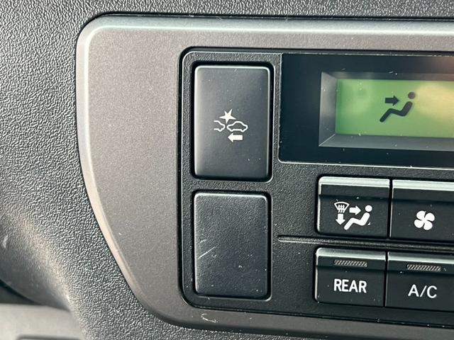 ハイエースバン スーパーＧＬ　ダークプライム　ＴＲＤＦスポイラー／ＴＲＤマッドフラップ／ＸＴＲＥＭＥ－Ｊ１６インチアルミホイール／レザー調シートカバー／（46枚目）