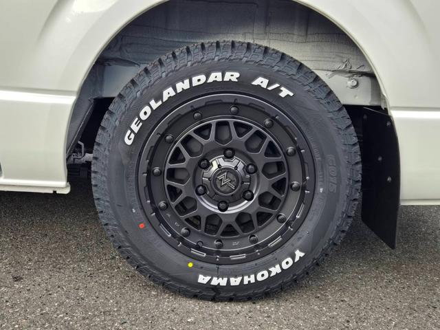 ハイエースバン スーパーGL ダークプライムII BIG-X/シートカバー/Cコンソール/16インチアルミホイール/エンジンルームカバー/パワスラ/パノラミック(25枚目)