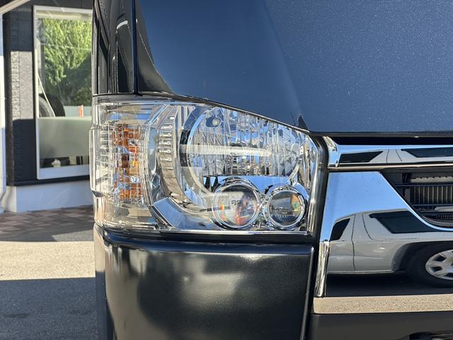 ハイエースバン スーパーＧＬ　リラクベース　タイプＩＩ　ローダウン／フロントスポイラー／リアルーフスポイラー／Ｄｙｎａｓｔｙ１７インチアルミホイール／純正７インチナビ／（27枚目）