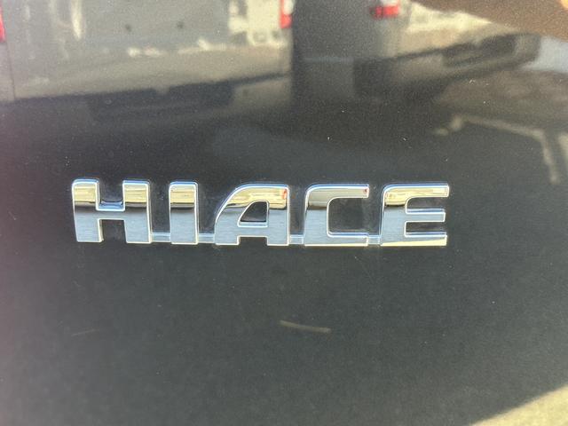 ハイエースバン スーパーＧＬ　リラクベース　タイプＩＩ　ローダウン／フロントスポイラー／リアルーフスポイラー／Ｄｙｎａｓｔｙ１７インチアルミホイール／純正７インチナビ／（40枚目）