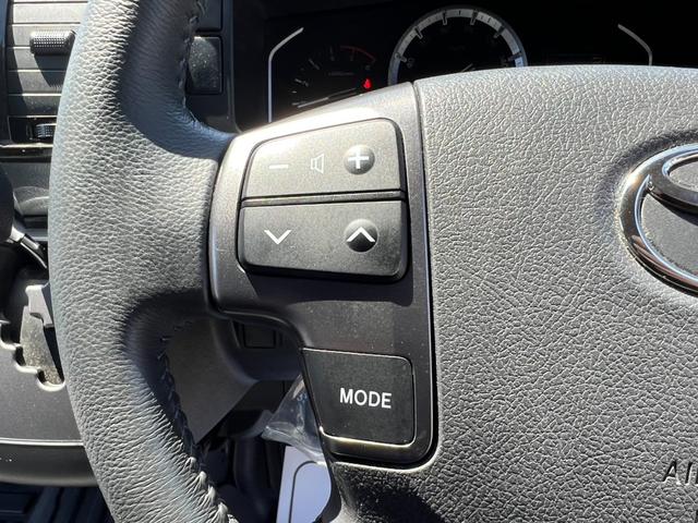 ハイエースバン スーパーＧＬ　リラクベース　タイプＩＩ　ローダウン／フロントスポイラー／リアルーフスポイラー／Ｄｙｎａｓｔｙ１７インチアルミホイール／純正７インチナビ／（45枚目）