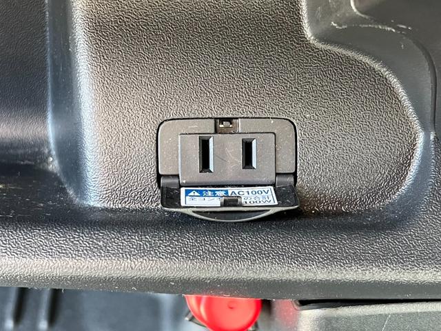 ハイエースバン スーパーＧＬ　リラクベース　タイプＩＩ　ローダウン／フロントスポイラー／リアルーフスポイラー／Ｄｙｎａｓｔｙ１７インチアルミホイール／純正７インチナビ／（50枚目）