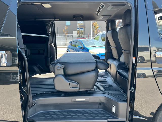 ハイエースバン スーパーＧＬ　リラクベース　タイプＩＩ　ローダウン／フロントスポイラー／リアルーフスポイラー／Ｄｙｎａｓｔｙ１７インチアルミホイール／純正７インチナビ／（55枚目）