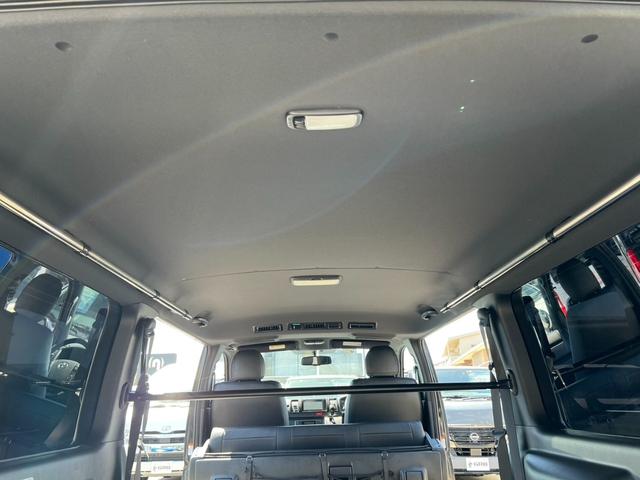 ハイエースバン スーパーＧＬ　リラクベース　タイプＩＩ　ローダウン／フロントスポイラー／リアルーフスポイラー／Ｄｙｎａｓｔｙ１７インチアルミホイール／純正７インチナビ／（58枚目）