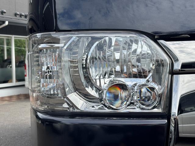 ハイエースバン スーパーＧＬ　リラクベース　タイプＩＩ　４ＷＤ／寒冷地仕様／ＸＴＲＥＭＥ－Ｊ１６インチアルミ／ＲＴタイヤ／ベッドキット／パノラミックビューモニター／（27枚目）