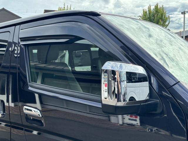 ハイエースバン スーパーＧＬ　リラクベース　タイプＩＩ　４ＷＤ／寒冷地仕様／ＸＴＲＥＭＥ－Ｊ１６インチアルミ／ＲＴタイヤ／ベッドキット／パノラミックビューモニター／（31枚目）