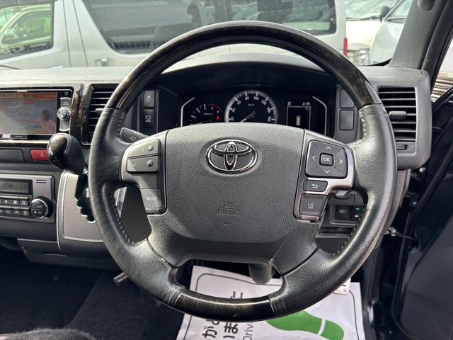 ハイエースバン スーパーＧＬ　リラクベース　タイプＩＩ　４ＷＤ／寒冷地仕様／ＸＴＲＥＭＥ－Ｊ１６インチアルミ／ＲＴタイヤ／ベッドキット／パノラミックビューモニター／（42枚目）