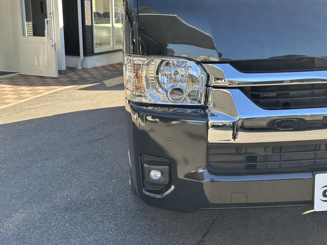 ハイエースワゴン ＧＬ　４列１０人乗り／ＢＩＧ－Ｘ／シートカバー／ベッド／１６インチＡＷ／パノラミックビュー／デジミラ／パワスラ（14枚目）