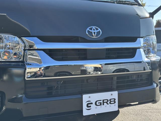 ハイエースワゴン ＧＬ　４列１０人乗り／ＢＩＧ－Ｘ／シートカバー／ベッド／１６インチＡＷ／パノラミックビュー／デジミラ／パワスラ（30枚目）